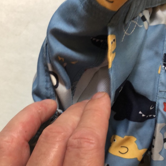 Gymboree boys shark swim trunks size 2T - Picture 3 of 7